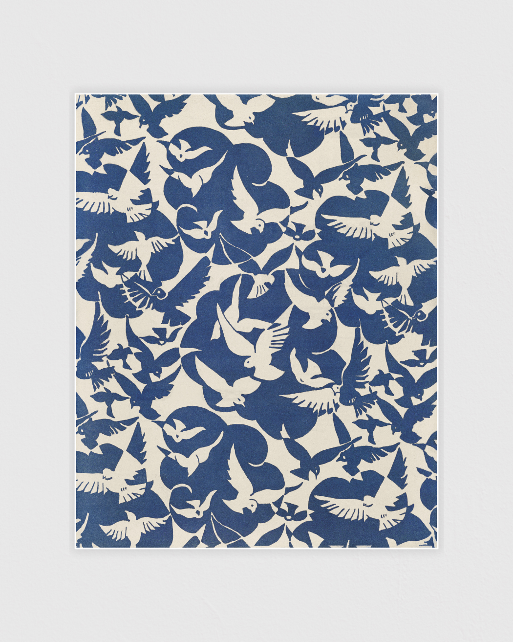 Bild på Pigeons in white and blue