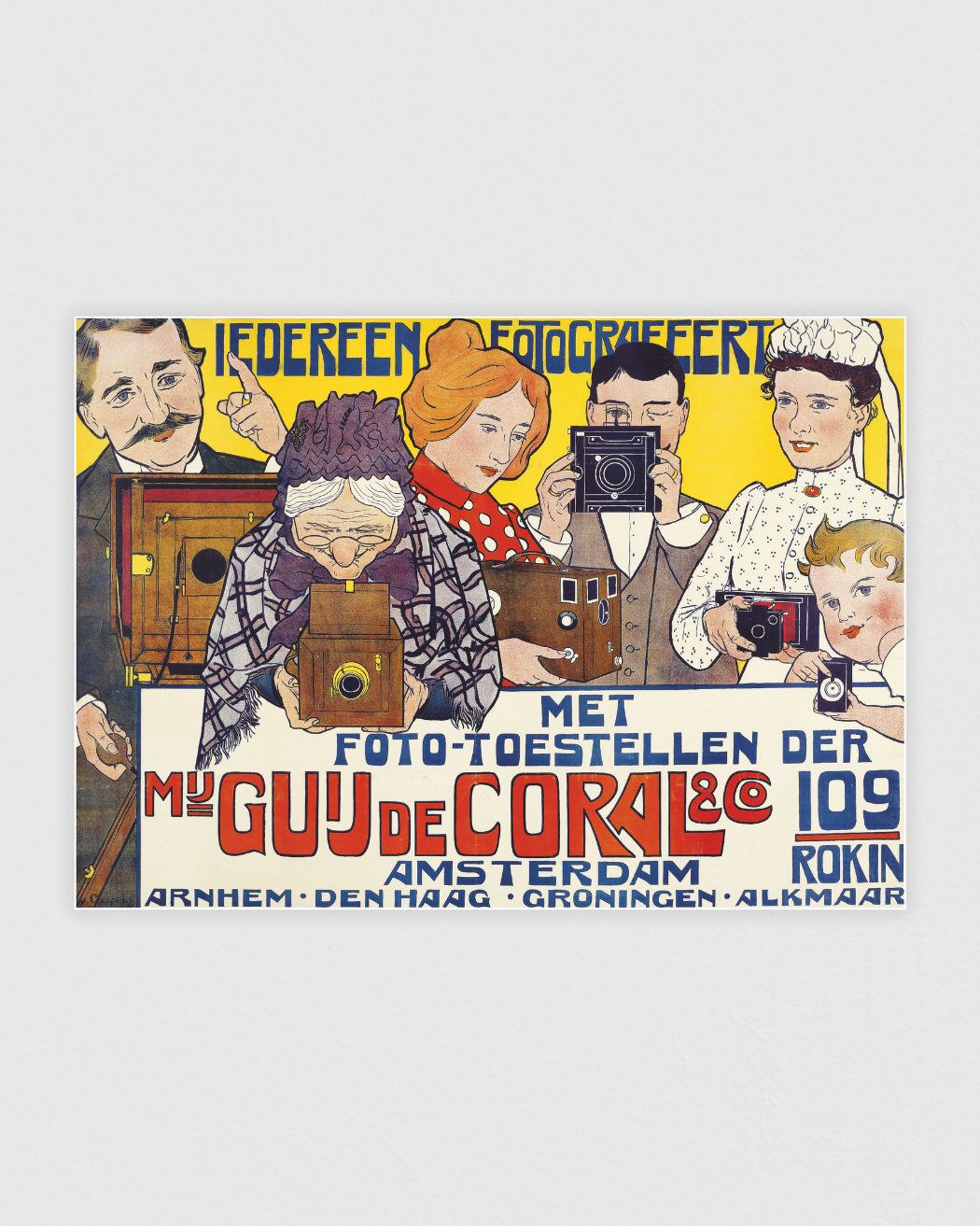 Bild på Everyone a Photographer Poster for Guy de Coral Co