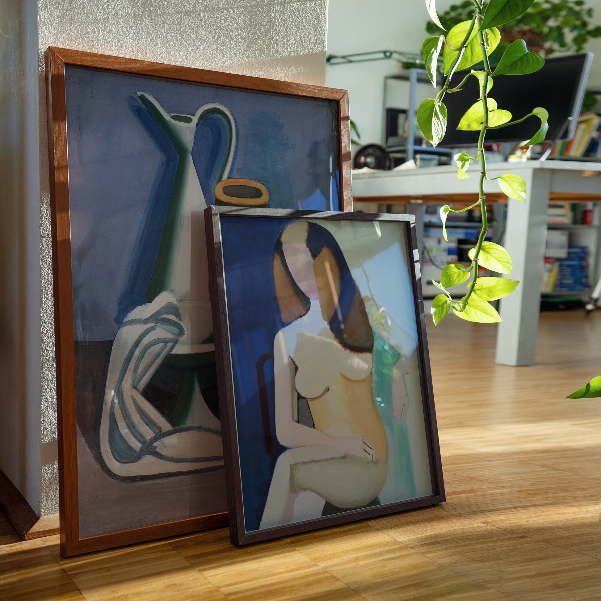 Bild på Arrangement with watering can, towel and jars